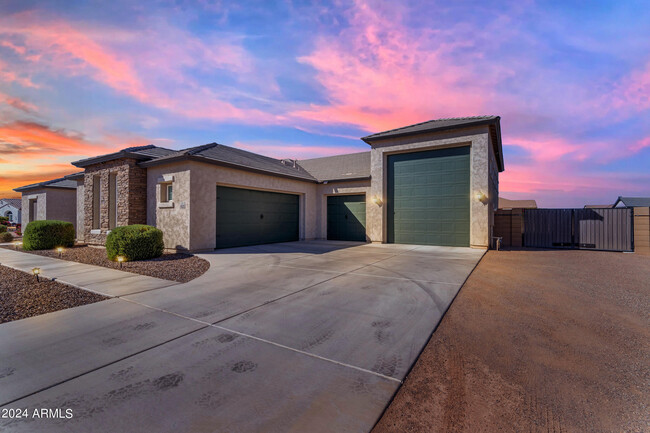 488 W Weld St in San Tan Valley, AZ - Foto de edificio - Building Photo