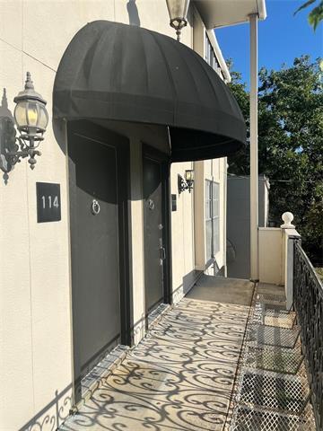 property at 4425 Travis St