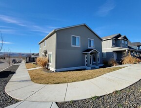 4801 Barbera St in Richland, WA - Building Photo - Building Photo