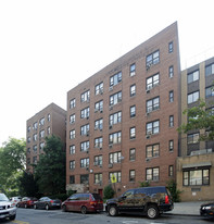 3530 Bainbridge Ave Apartments