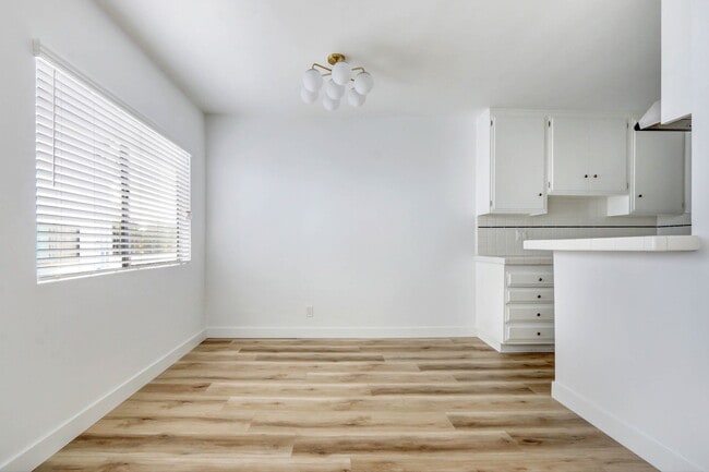3663 Mentone Ave in Los Angeles, CA - Building Photo - Building Photo