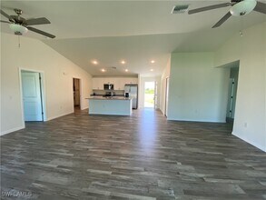 22 NW 25th St in Cape Coral, FL - Building Photo - Building Photo