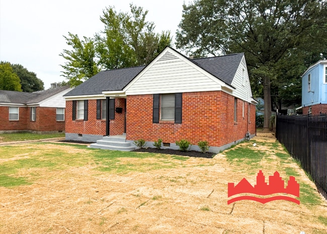1080 Waring Rd in Memphis, TN - Building Photo - Building Photo