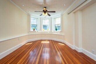 5 Newport Rd, Unit T in Cambridge, MA - Building Photo - Building Photo