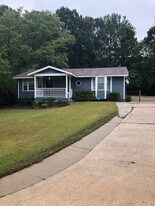 1705 4th Pl NW in Center Point, AL - Building Photo