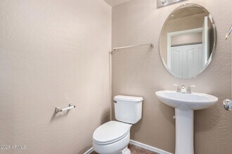 2858 E Megan St in Gilbert, AZ - Building Photo - Building Photo