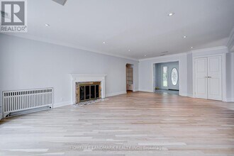 60 Fifeshire Rd in Toronto, ON - Building Photo - Building Photo