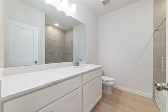 5831 Westwood Shr Dr in Katy, TX - Building Photo - Building Photo