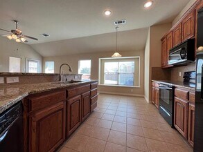1212 Red Dr in Little Elm, TX - Building Photo - Building Photo