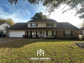 2714 Gerald Ford Dr W in Memphis, TN - Building Photo