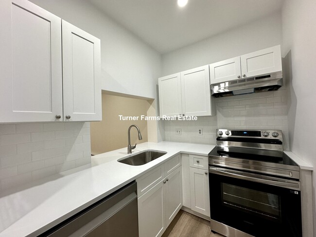 448 Park Dr, Unit 22 in Boston, MA - Building Photo - Building Photo