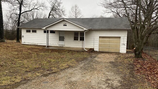 14395 Texas in St. Robert, MO - Foto de edificio - Building Photo