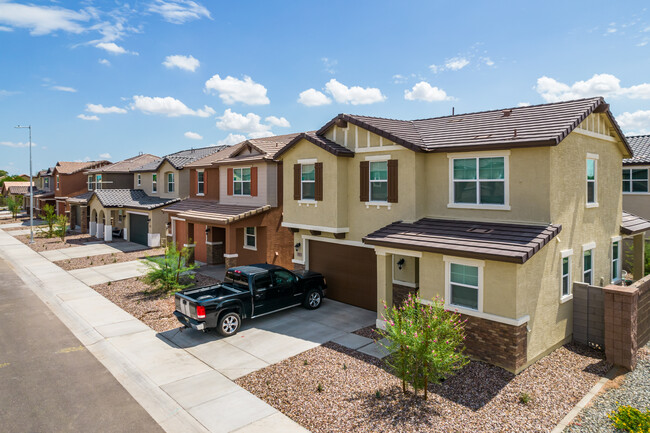 Enclave at Madera Parc in Gilbert, AZ - Building Photo - Building Photo