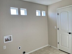 5103 Ridgewood Dr in Johnstown, CO - Building Photo - Building Photo