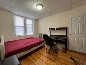 439 Cambridge St in Boston, MA - Foto de edificio - Building Photo