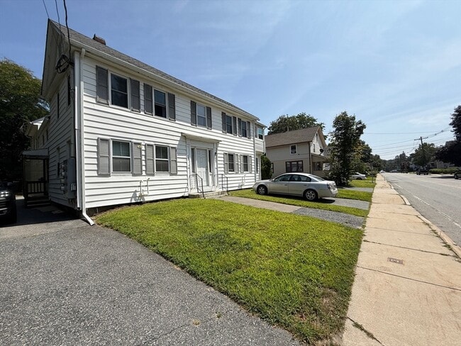 258 Main St