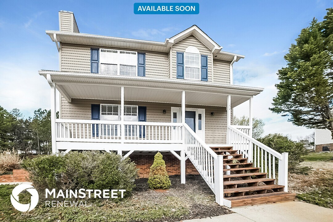 154 Twin Valley Dr in Clemmons, NC - Building Photo