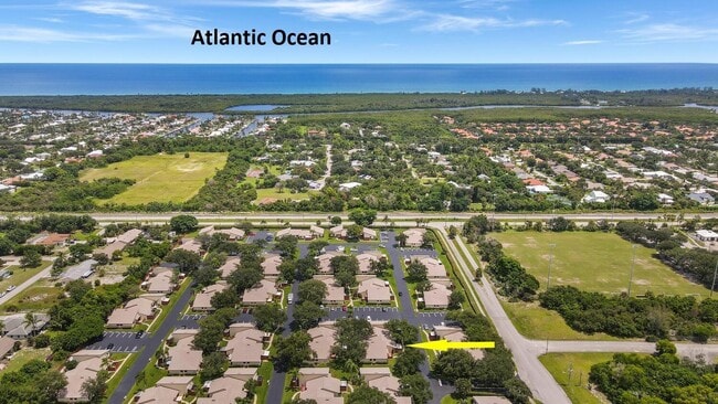 property at 8093 SE Villa Cir