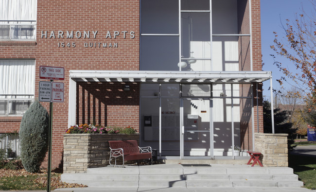 Harmony Apartments in Denver, CO - Foto de edificio - Building Photo