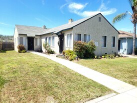 2233-2235 Euclid Ave in Long Beach, CA - Building Photo
