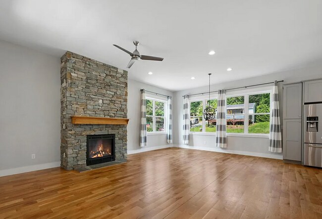 9 Pennsylvania Ave in Asheville, NC - Building Photo - Building Photo