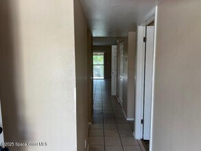 425 Catamaran Dr in Merritt Island, FL - Building Photo - Building Photo