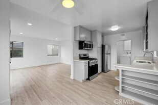 853 W 23rd St in Los Angeles, CA - Building Photo