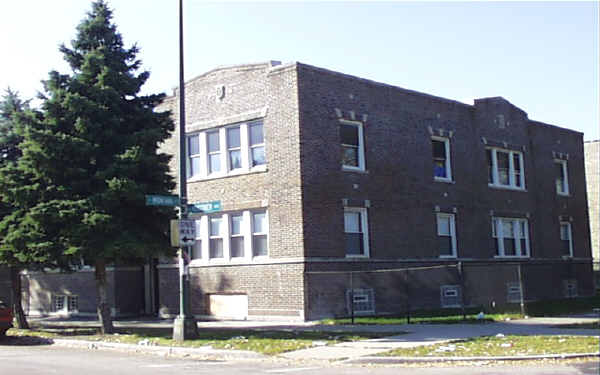 2415-2417 N Kostner Ave in Chicago, IL - Building Photo