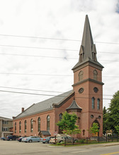 Casimir Place in Nashua, NH - Building Photo - Building Photo