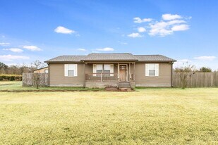 124 Cobblestone Rd in Church Point, LA - Building Photo