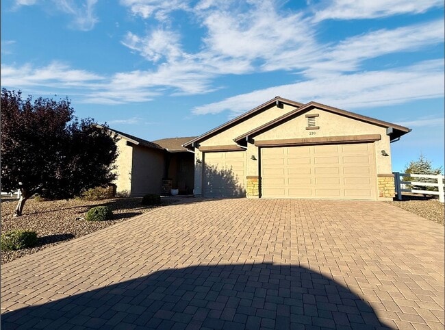 220 Mackenze Rose Dr in Chino Valley, AZ - Building Photo - Building Photo