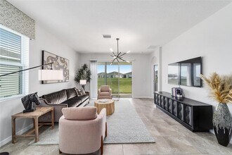 5358 NW 48th Pl in Ocala, FL - Building Photo - Building Photo