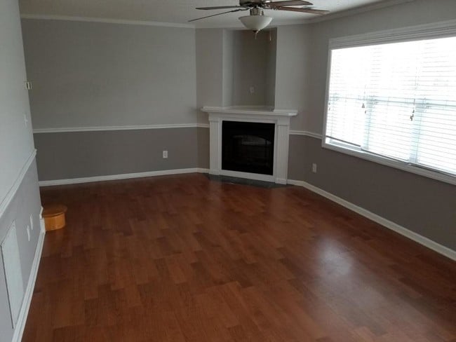2136 Flagstone Ct in Greenville, NC - Building Photo - Building Photo