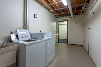 Lakeview Village in Sheboygan, WI - Building Photo - Interior Photo