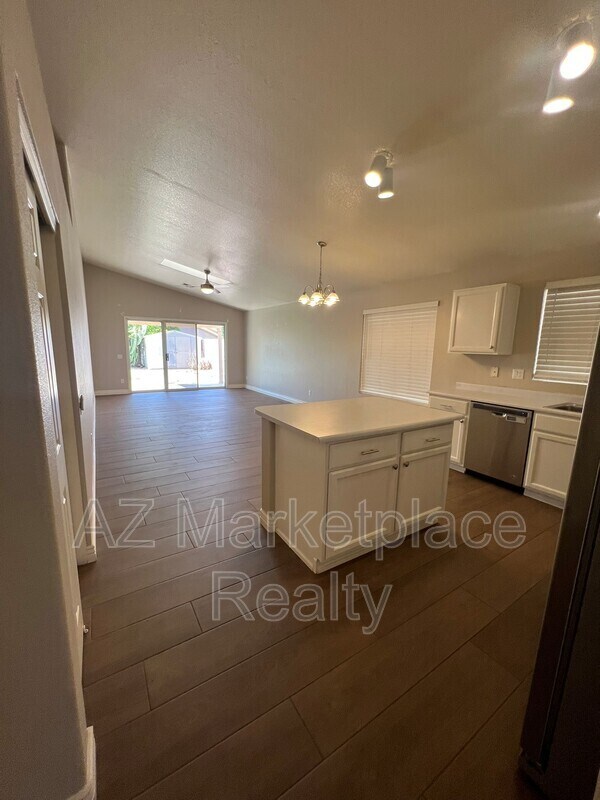 716 E Gary Dr in Chandler, AZ - Building Photo - Building Photo