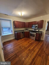 228 S 44th St-Unit -2 in Philadelphia, PA - Building Photo - Building Photo