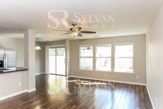 2864 St Bernard Dr in Dallas, TX - Building Photo - Building Photo