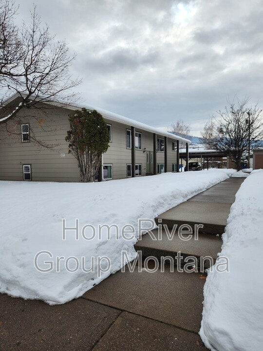 817 W Central Ave in Missoula, MT - Building Photo