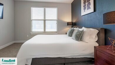 1415 N Main Ave, Unit 2463 in San Antonio, TX - Building Photo - Building Photo