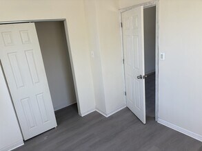 2742 Kensington Ave, Unit 5 in Philadelphia, PA - Building Photo - Building Photo
