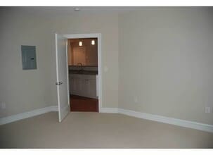 1811 Chestnut St, Unit 403 in Philadelphia, PA - Foto de edificio - Building Photo