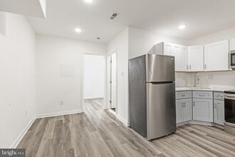 2550 Kensington Ave in Philadelphia, PA - Building Photo - Building Photo