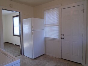 748 W 1st St in Junction City, KS - Building Photo - Building Photo