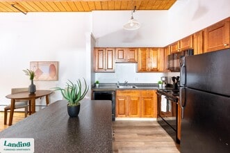 45 Willow St in Springfield, MA - Building Photo - Building Photo