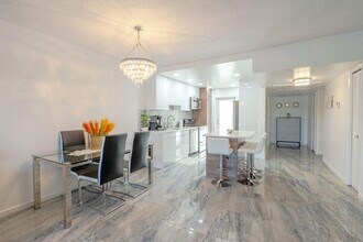 2801 N Palm Aire Dr in Pompano Beach, FL - Building Photo - Building Photo