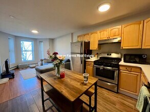 41 Hammond St, Unit 4 in Boston, MA - Building Photo - Building Photo