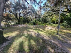 400 Peters St in Wildwood, FL - Building Photo - Building Photo