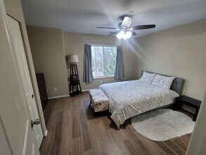 2615 S 240th St in Des Moines, WA - Building Photo - Building Photo