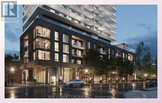 2075 Lakeshore Rd. in Burlington, ON - Building Photo