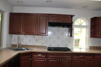 7 Wisina Ct in Medford, NJ - Building Photo - Building Photo